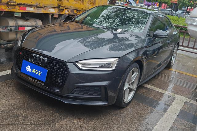 Audi A5 2017 года выпуска