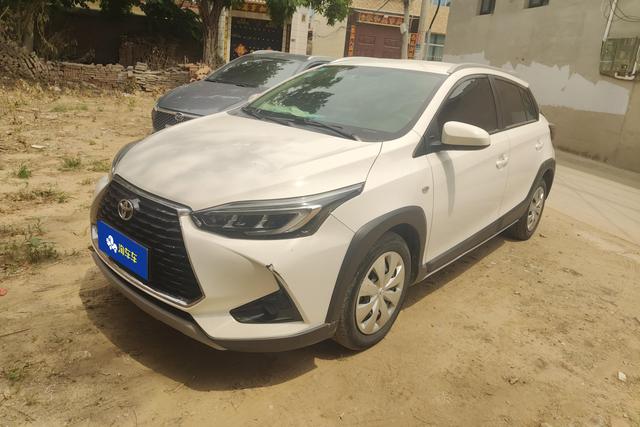 Toyota Yaris 2021 года выпуска