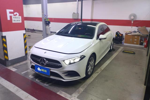 Mercedes-Benz A-klasse AMG 2021 года выпуска