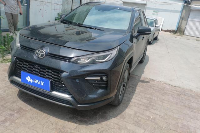 Toyota RAV 4 2023 года выпуска