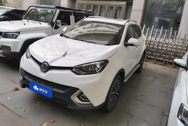 MG ZS 2015 года выпуска