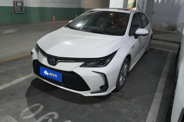 Toyota Corolla Cross 2021 года выпуска