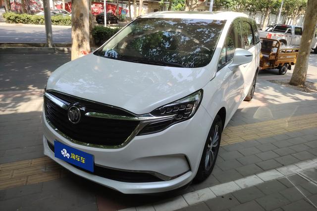 Buick GL8 2022 года выпуска