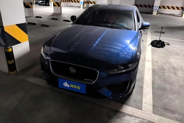 Jaguar XE 2021 года выпуска