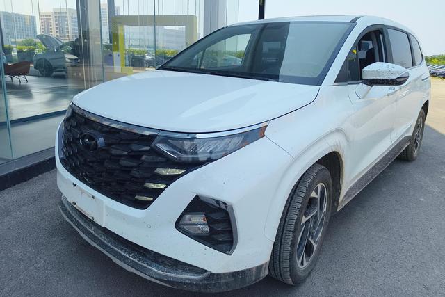 Hyundai Staria 2021 года выпуска