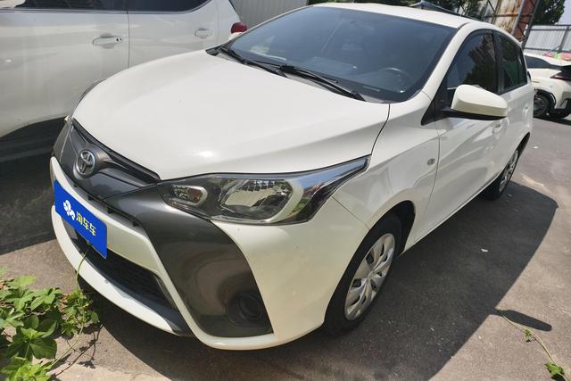 Toyota Yaris 2019 года выпуска