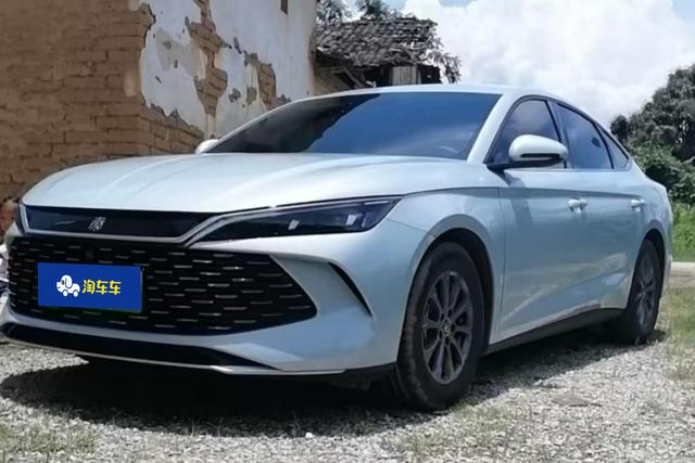 BYD Qin 2024 года выпуска