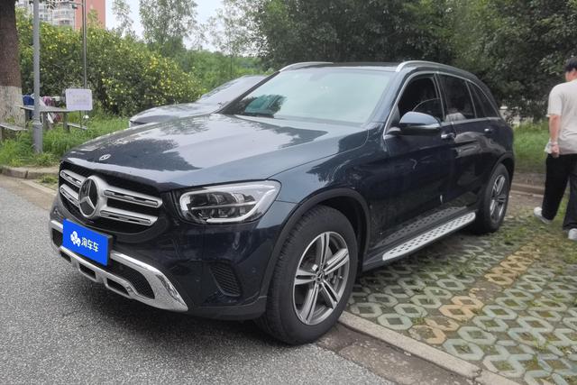 Mercedes-Benz AMG GLC 2021 года выпуска