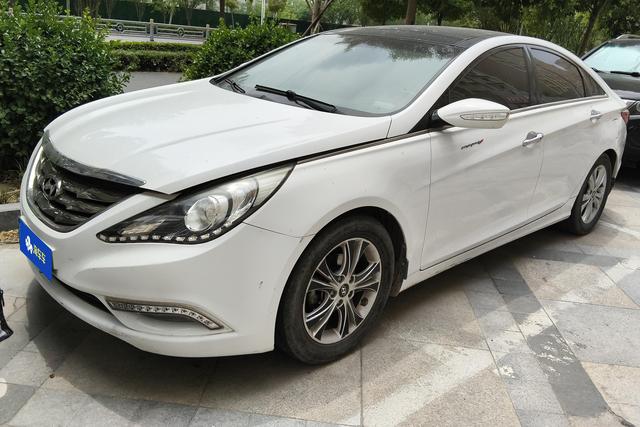Hyundai Sonata 2013 года выпуска