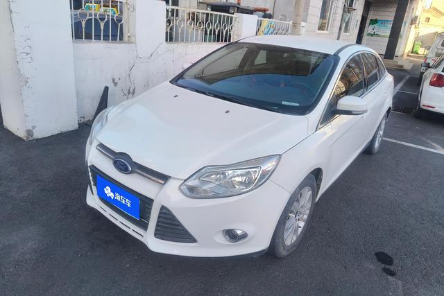 Ford Focus 2012 года выпуска