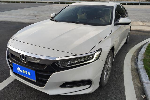 Honda Accord 2018 года выпуска