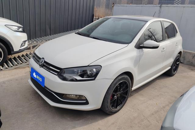 Volkswagen Polo 2016 года выпуска