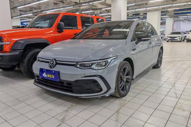 Volkswagen e Golf 2021 года выпуска