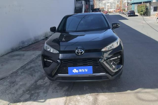 Toyota RAV 4 2020 года выпуска