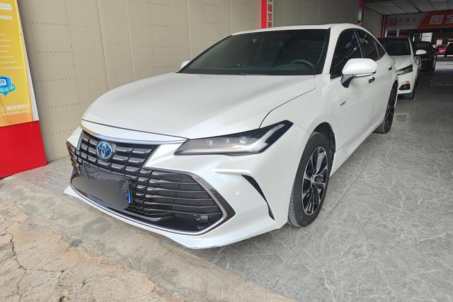 Toyota Avalon 2022 года выпуска