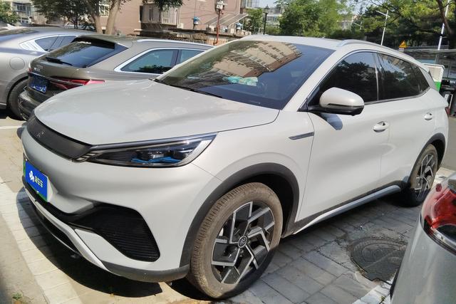 BYD Yuan 2022 года выпуска