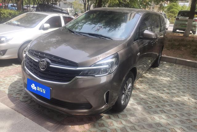 Buick GL8 2022 года выпуска