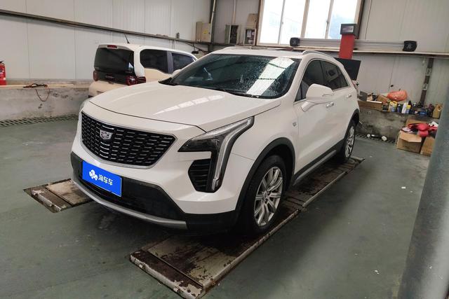 Cadillac XT4 2018 года выпуска