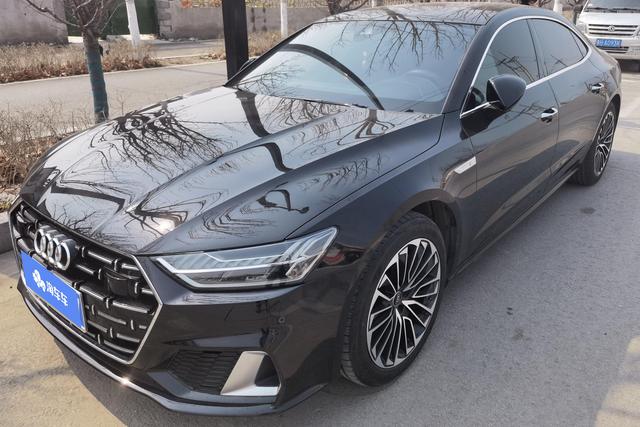 Audi A7 2024 года выпуска