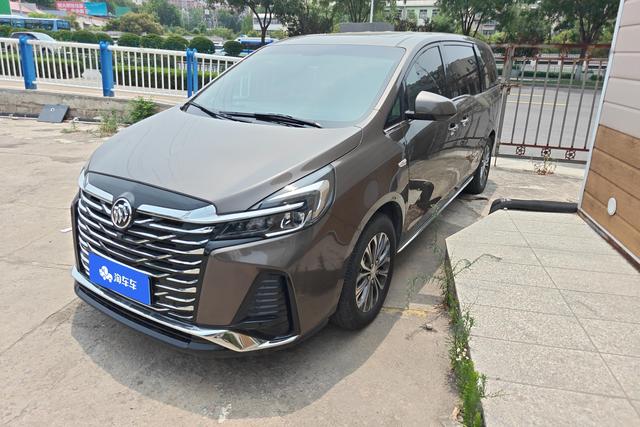 Buick GL8 2022 года выпуска