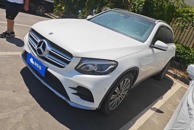 Mercedes-Benz AMG GLC 2017 года выпуска