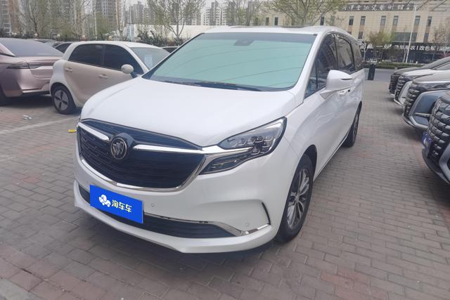 Buick GL8 2022 года выпуска