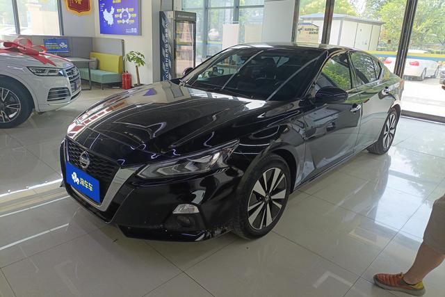Nissan Altima 2021 года выпуска