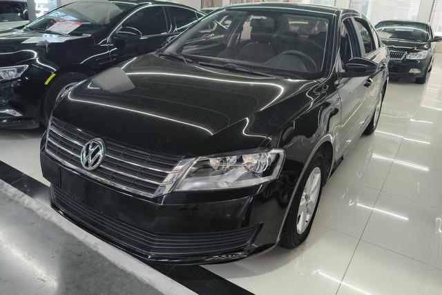 Volkswagen Lavida 2013 года выпуска