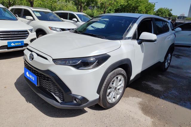 Toyota Corolla Cross 2023 года выпуска