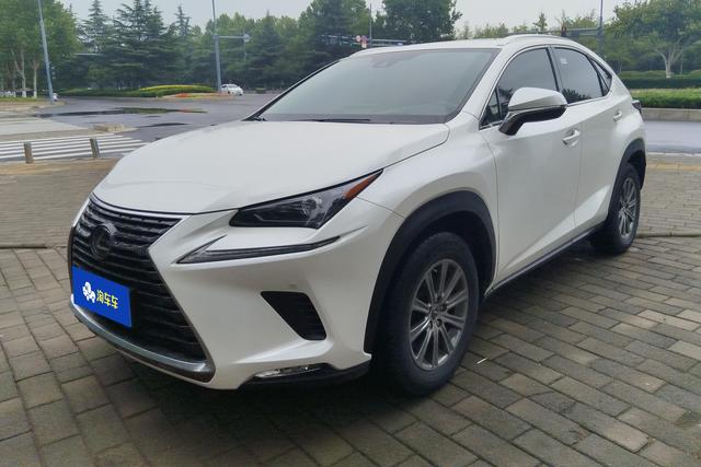 Lexus NX 2020 года выпуска