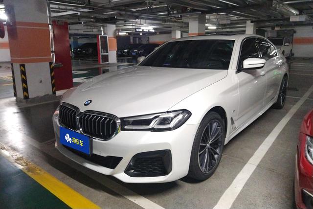 BMW 5er 2022 года выпуска