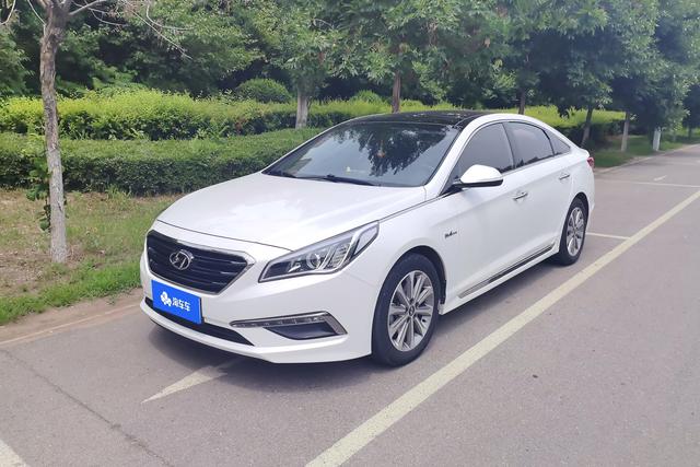 Hyundai Sonata 2015 года выпуска