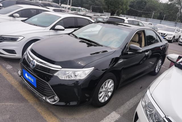 Toyota Camry 2016 года выпуска