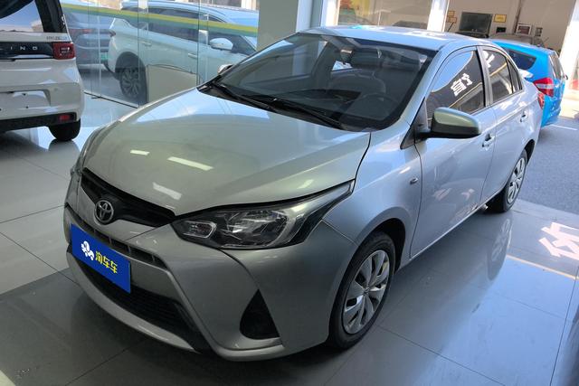 Toyota Yaris 2017 года выпуска