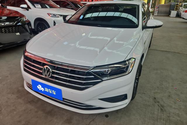 Volkswagen Jetta 2021 года выпуска