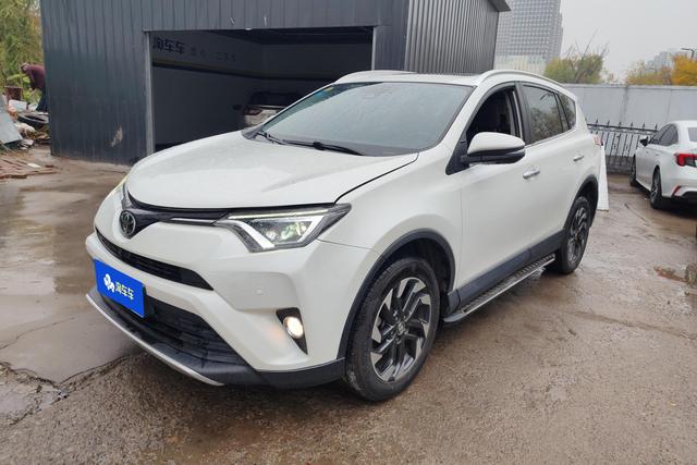 Toyota RAV 4 2018 года выпуска