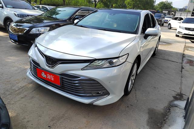 Toyota Camry 2018 года выпуска