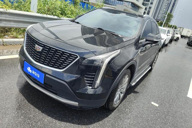 Cadillac XT4 2018 года выпуска