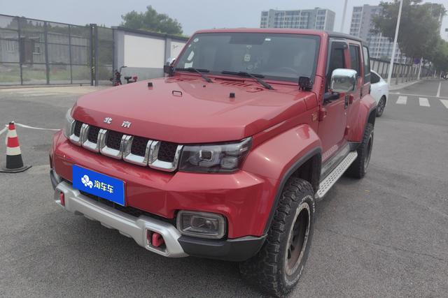 BAIC Beijing BJ40 2019 года выпуска