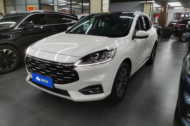 Ford Escape 2020 года выпуска