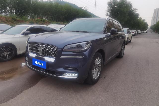 Lincoln Aviator 2020 года выпуска