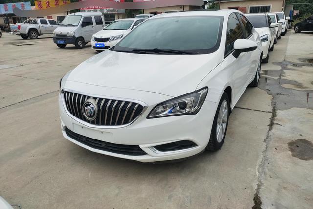 Buick Verano 2015 года выпуска