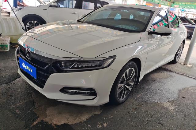 Honda Accord 2018 года выпуска