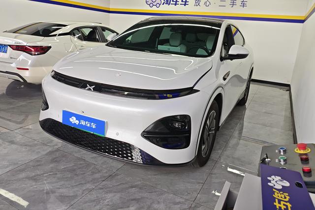 Xpeng G6 2023 года выпуска