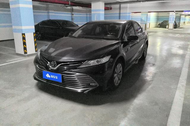 Toyota Camry 2019 года выпуска