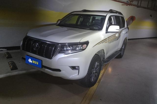 Toyota Land Cruiser Prado 2018 года выпуска