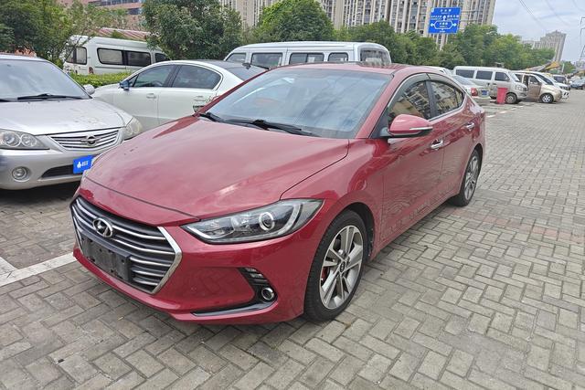 Hyundai Elantra 2018 года выпуска