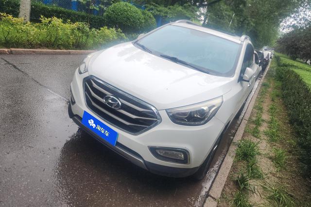 Hyundai ix35 2015 года выпуска
