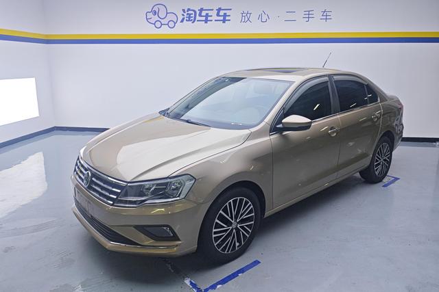 Volkswagen Jetta 2019 — фото 1