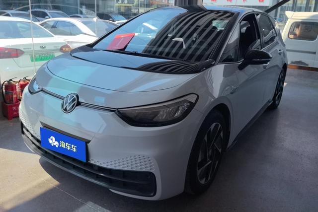 Volkswagen ID.3 2022 года выпуска